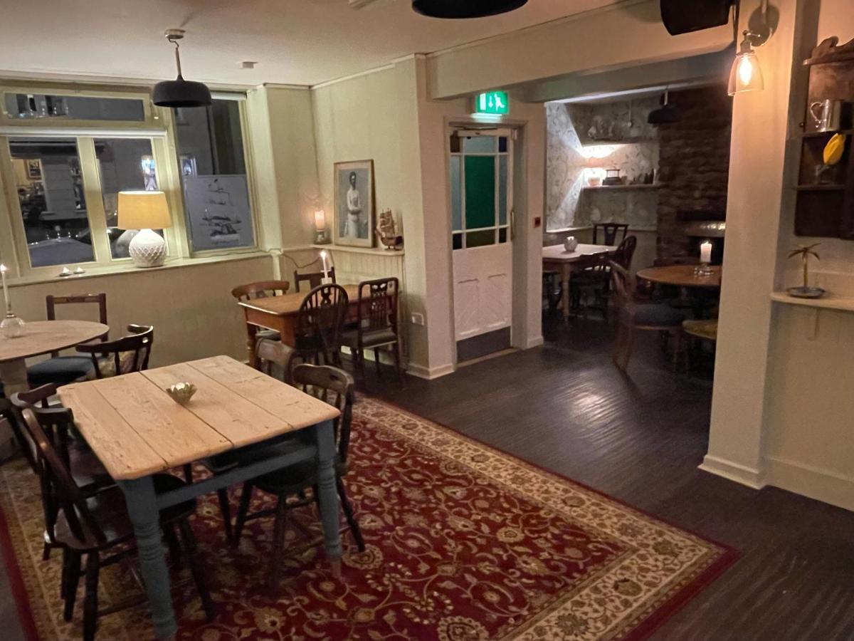 Lord Nelson Hotel Bridport Bagian luar foto