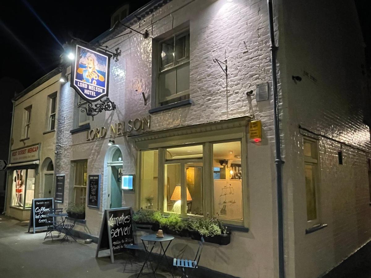 Lord Nelson Hotel Bridport Bagian luar foto