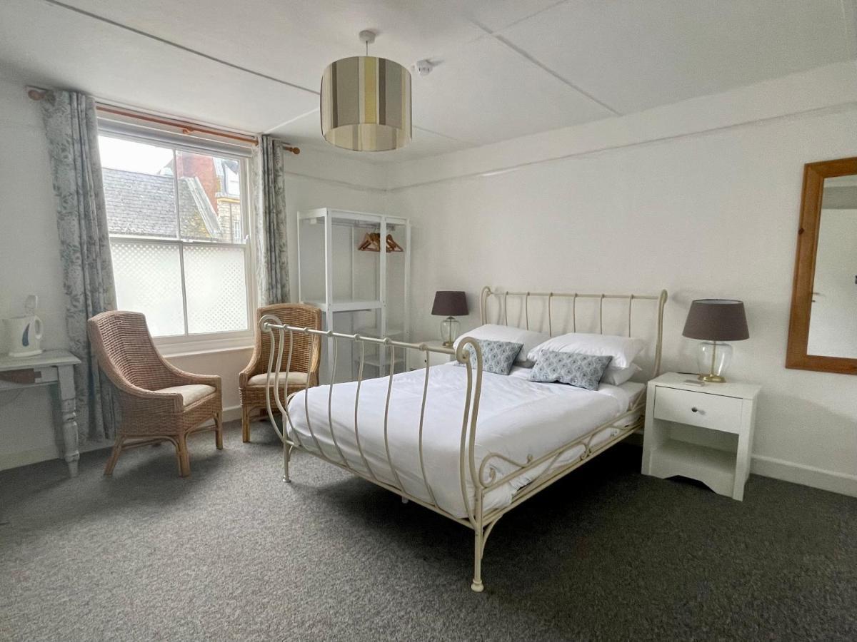 Lord Nelson Hotel Bridport Bagian luar foto